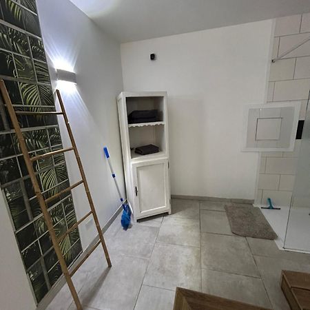 Loft And Spa Les Preaux Экстерьер фото